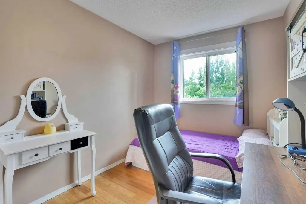 921 Arbour Lake Road NW Calgary AB T3G 4S9
