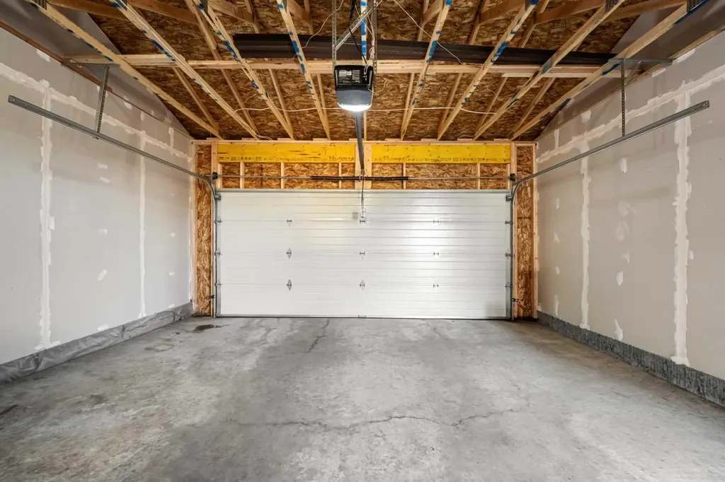 262 Midgrove Mews SW Airdrie AB T4B 5K7
