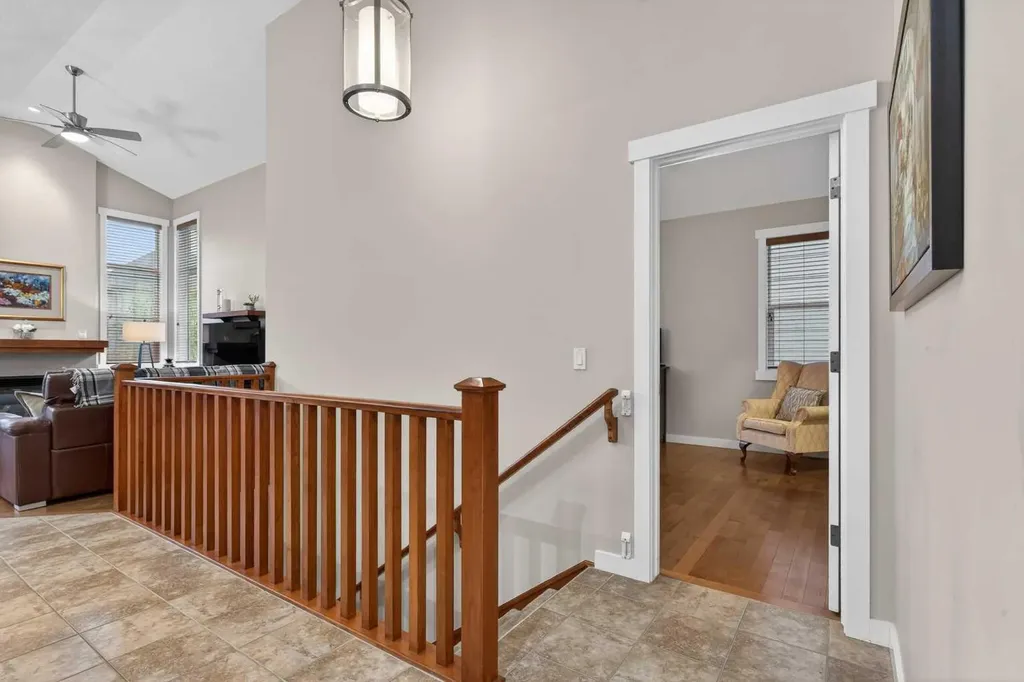 34 Valley Pointe Link NW Calgary AB T3B 6B6