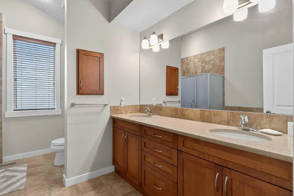 34 Valley Pointe Link NW Calgary AB T3B 6B6
