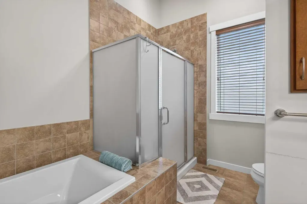 34 Valley Pointe Link NW Calgary AB T3B 6B6
