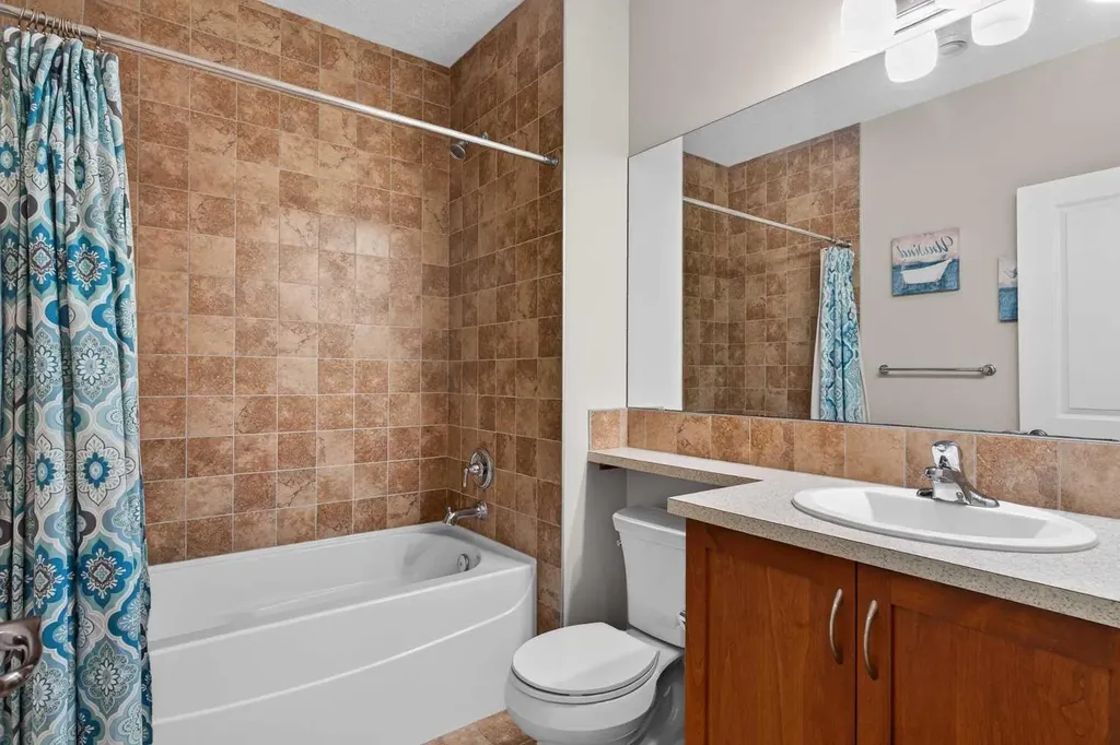 34 Valley Pointe Link NW Calgary AB T3B 6B6