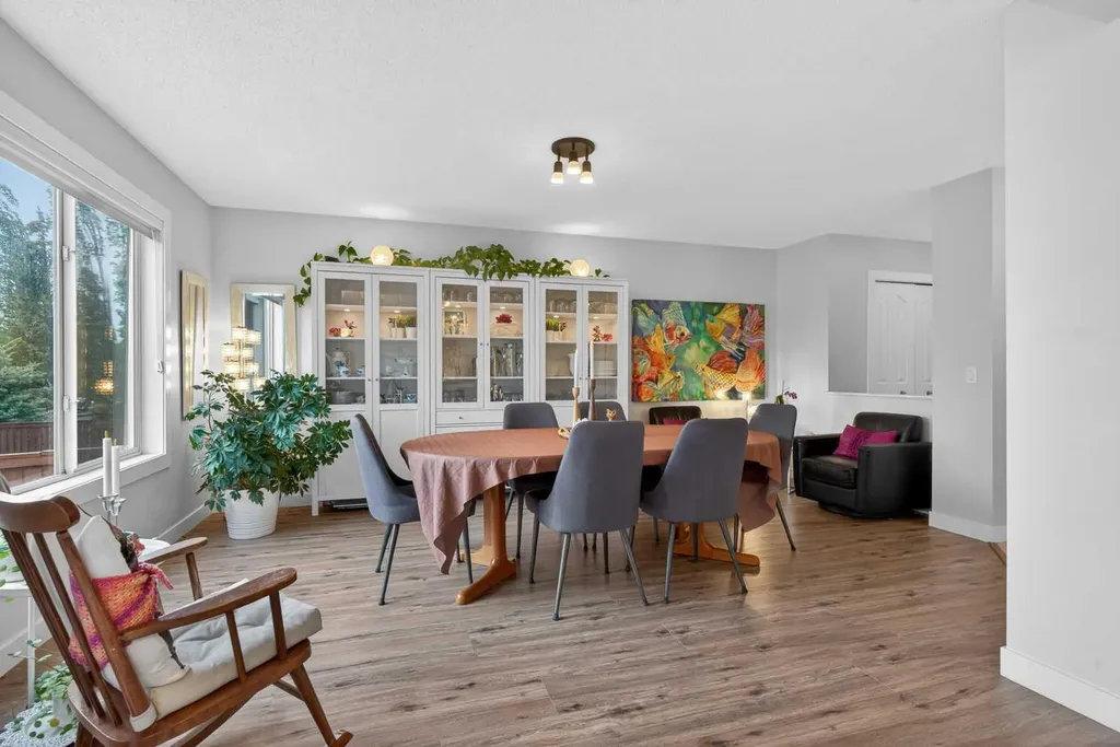 21 Citadel Crest Link NW Calgary AB T3G 4W2