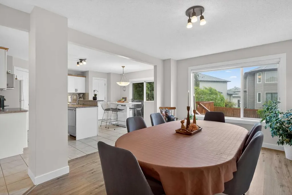 21 Citadel Crest Link NW Calgary AB T3G 4W2