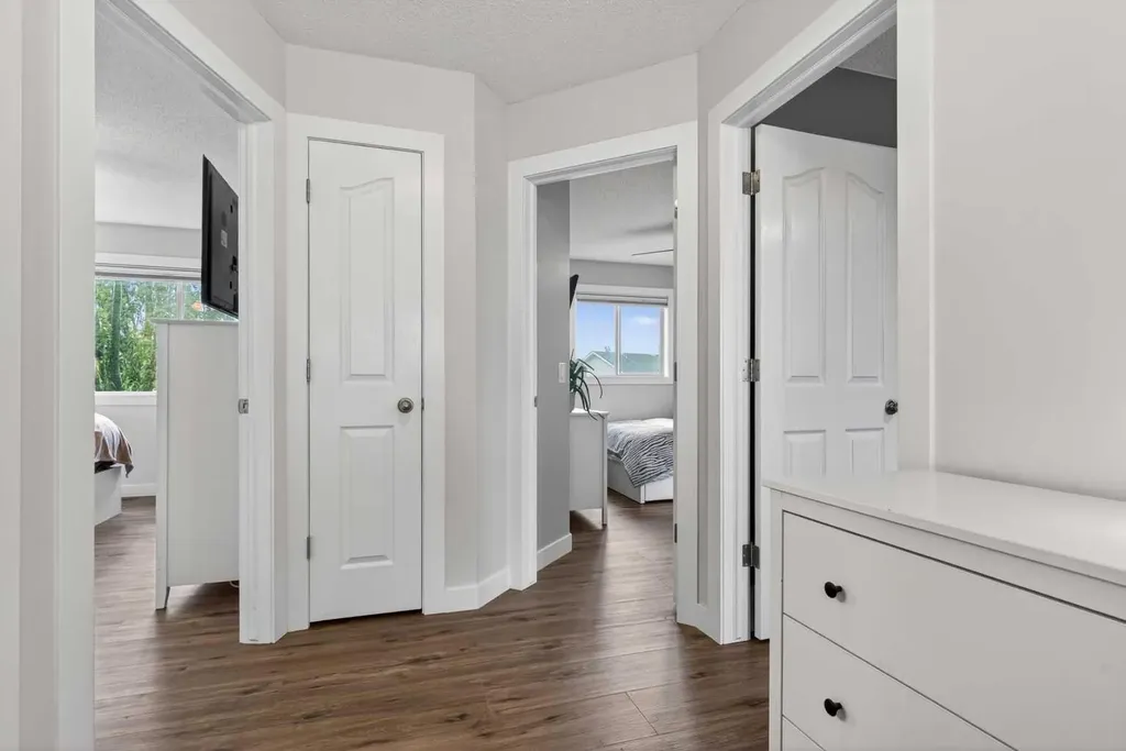 21 Citadel Crest Link NW Calgary AB T3G 4W2