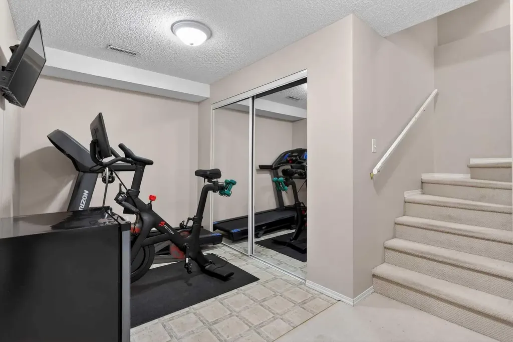 21 Citadel Crest Link NW Calgary AB T3G 4W2