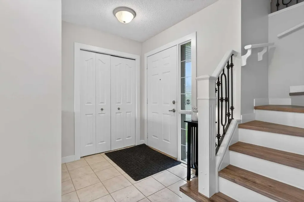 21 Citadel Crest Link NW Calgary AB T3G 4W2