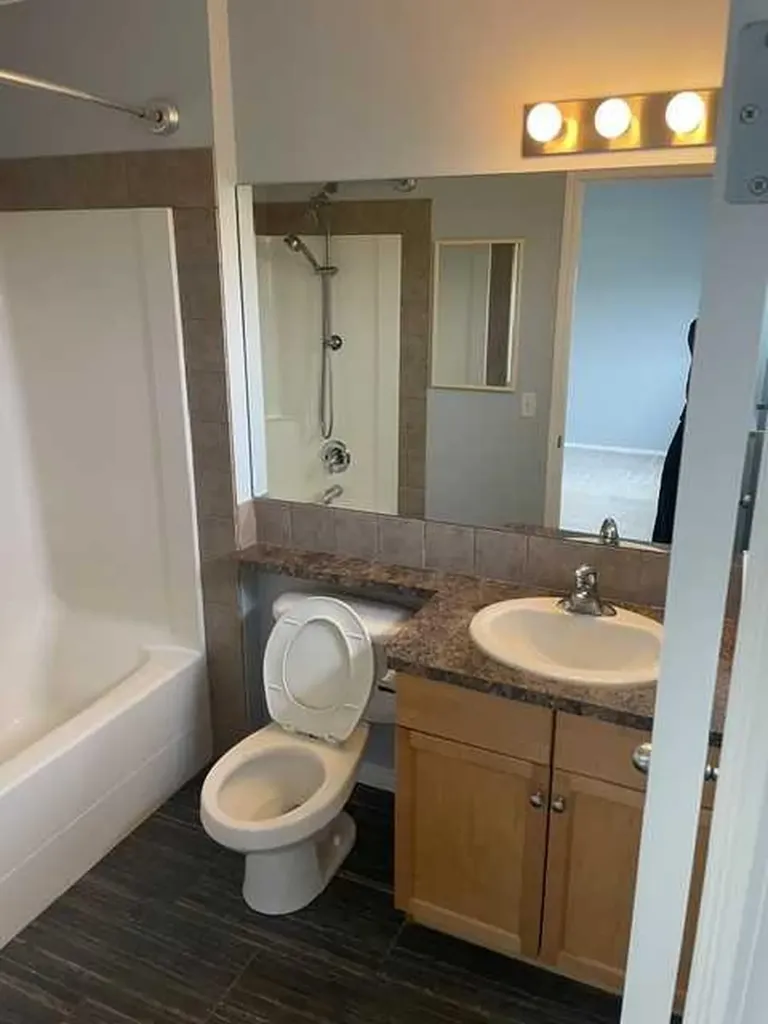 681 Evermeadow Road SW Calgary AB T2Y4W7