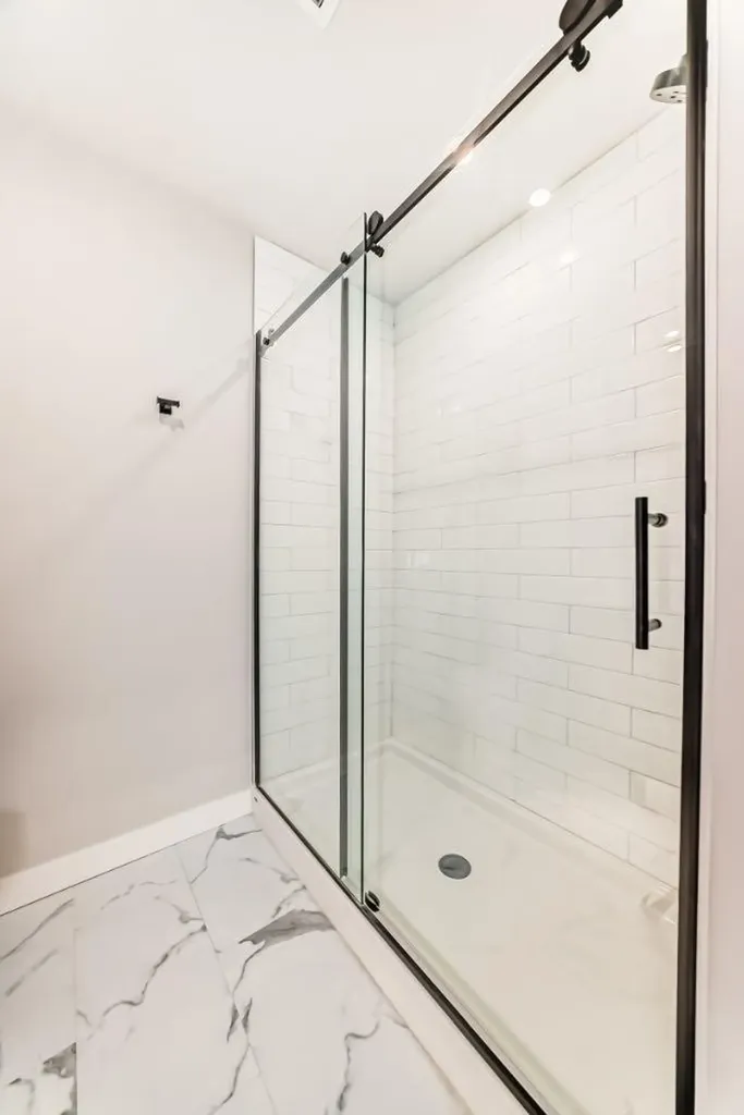 8375 Broadcast Avenue SW Calgary AB T3H 6L3