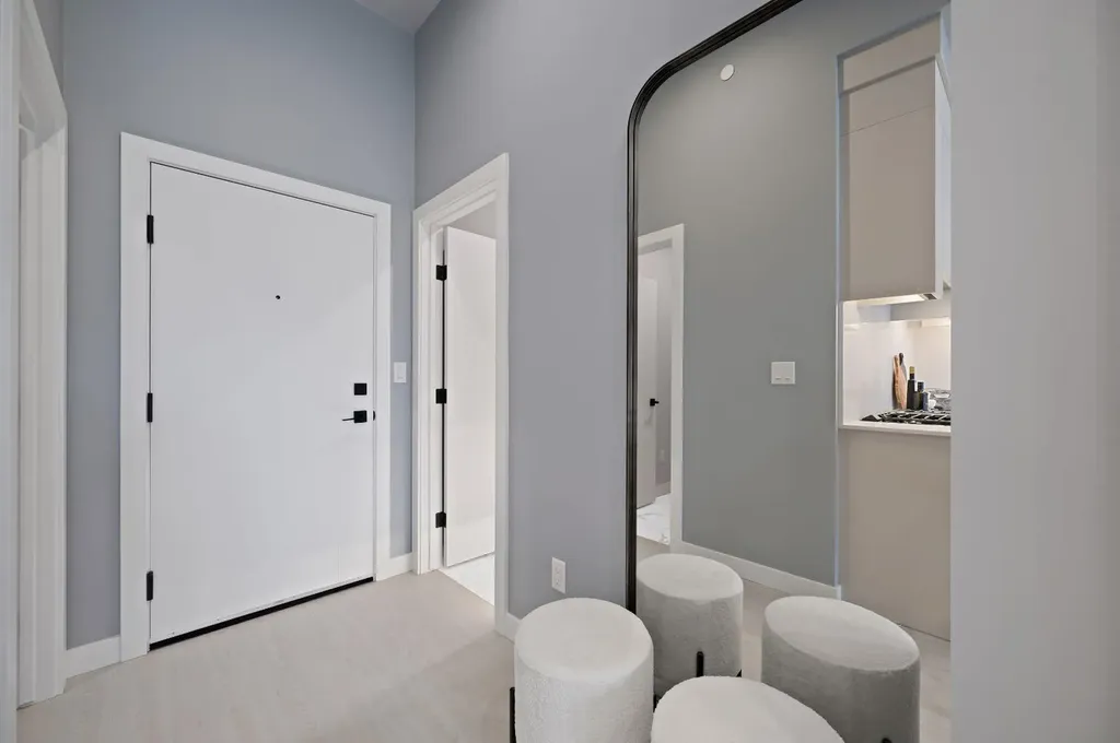 8375 Broadcast Avenue SW Calgary AB T3H 6L3