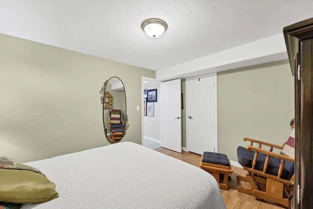 2520 22 Avenue SE Medicine Hat AB T1B 1B6