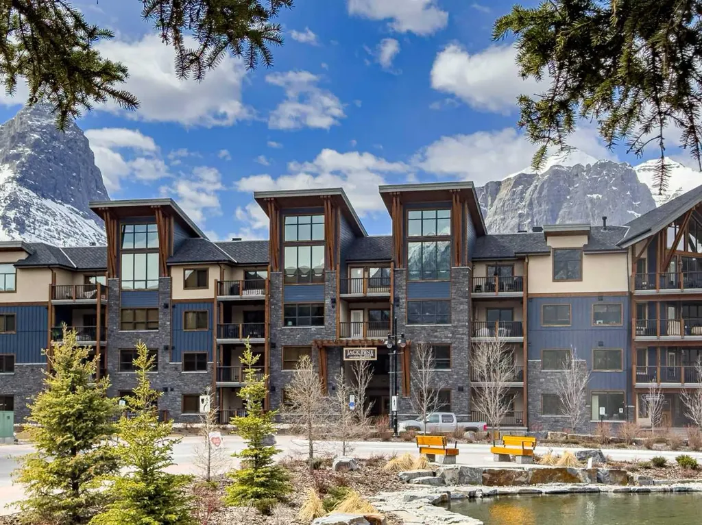 1105 Spring Creek Drive Canmore AB T1W 0M6