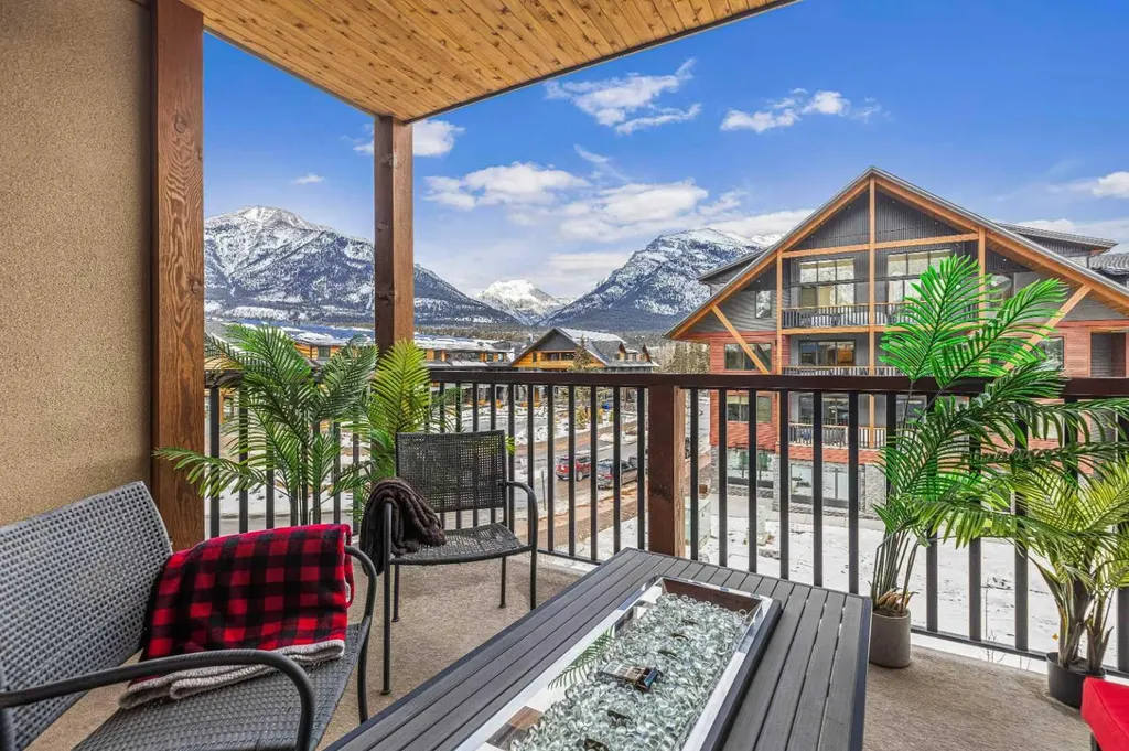 1105 Spring Creek Drive Canmore AB T1W 0M6