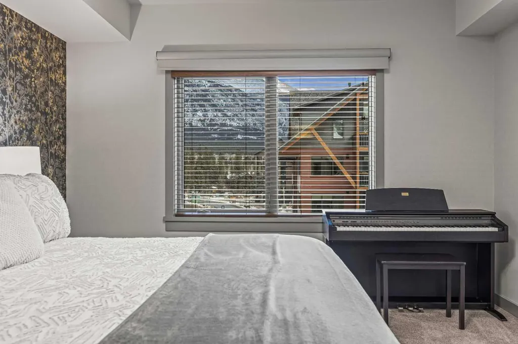 1105 Spring Creek Drive Canmore AB T1W 0M6
