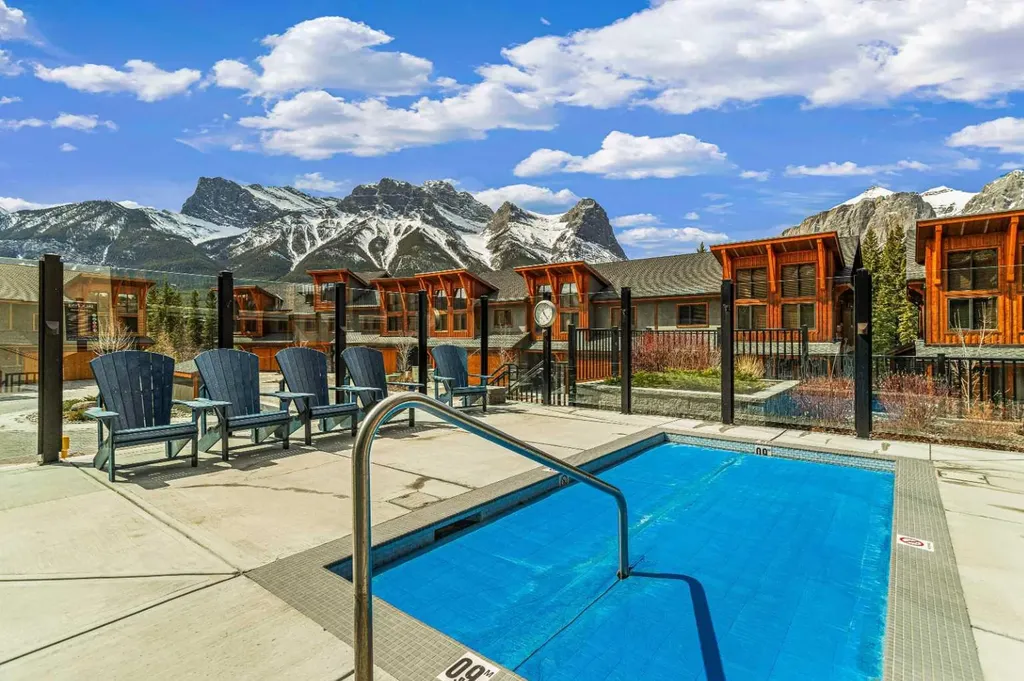1105 Spring Creek Drive Canmore AB T1W 0M6