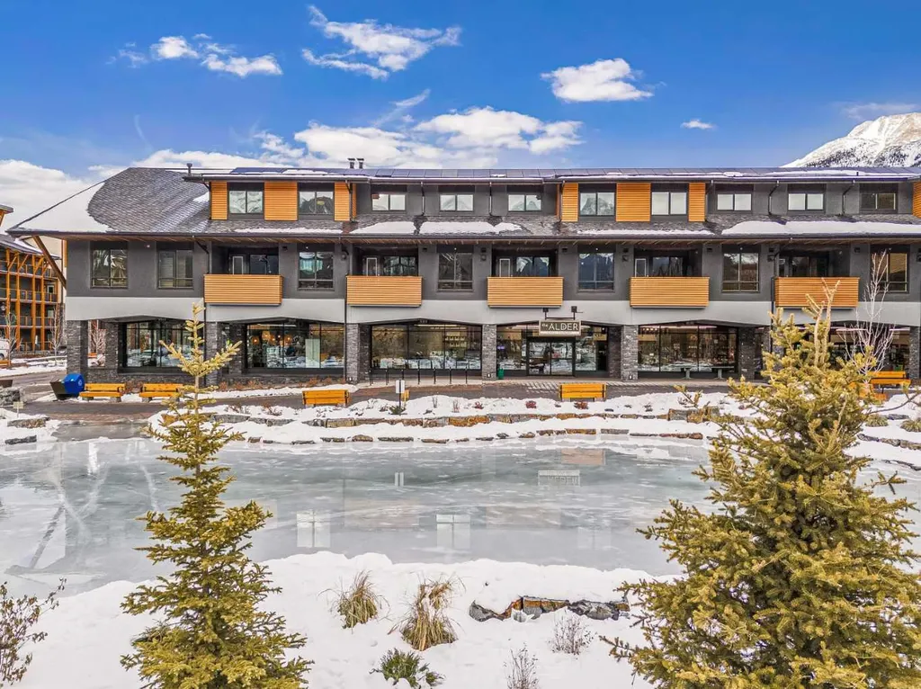 1105 Spring Creek Drive Canmore AB T1W 0M6