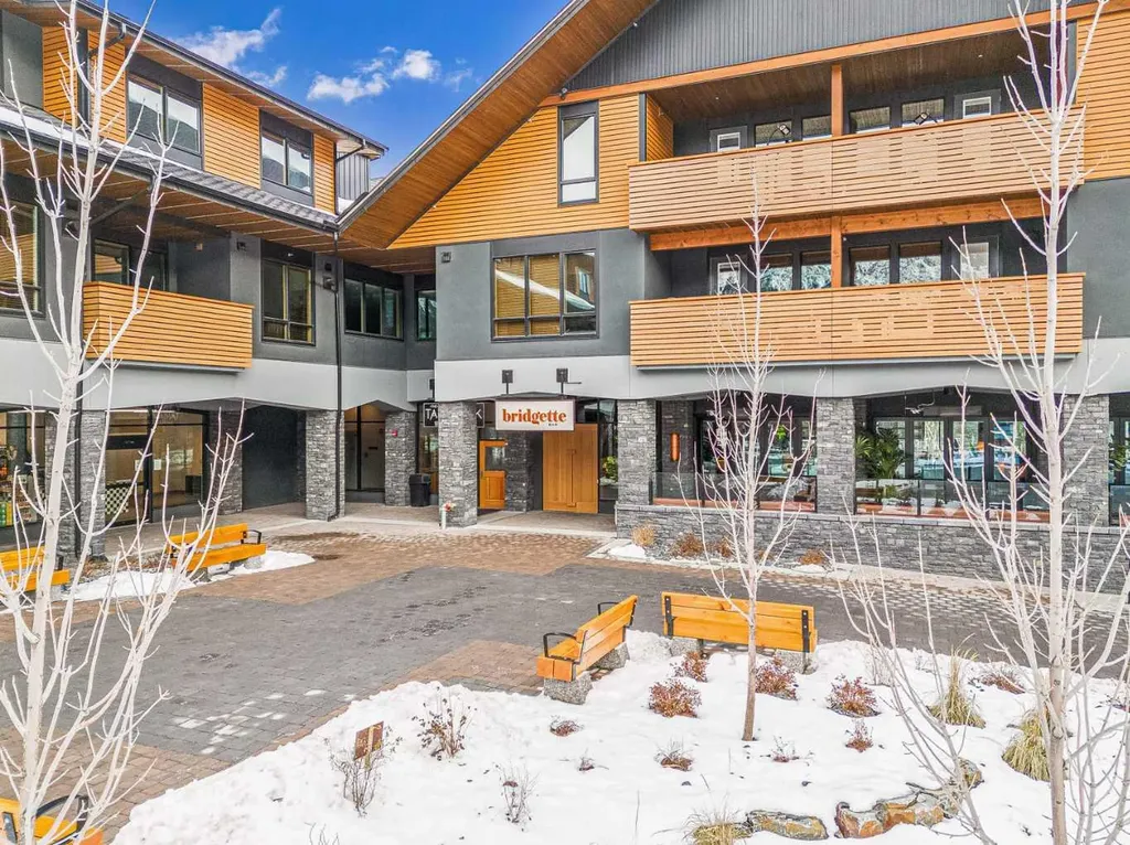1105 Spring Creek Drive Canmore AB T1W 0M6