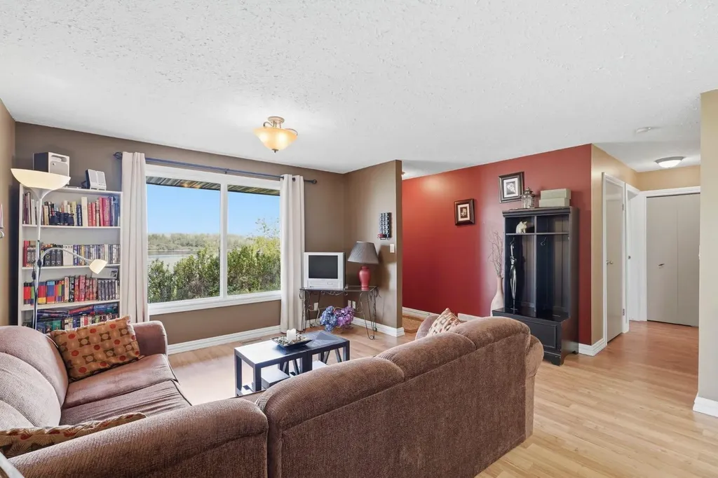 25054 South Pine Lake Road Rural Red Deer County AB T0M 1S0