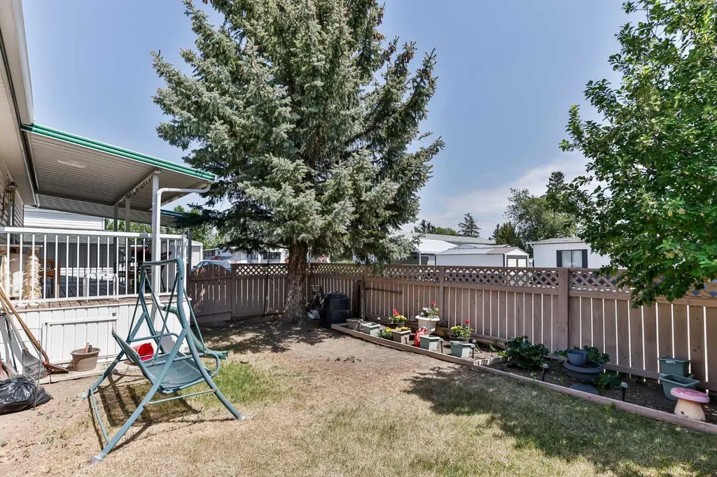 2300 13 Street N Lethbridge AB T1H 4E8