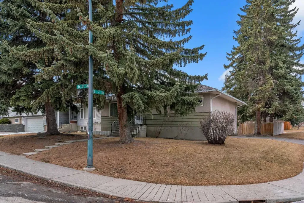 604 56 Avenue SW Calgary AB T2V 0G8