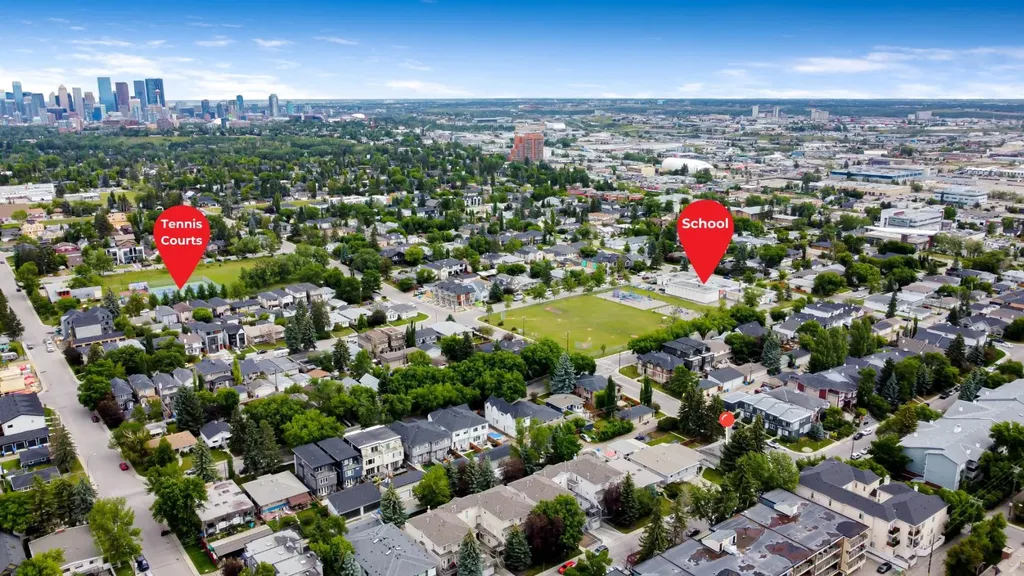 604 56 Avenue SW Calgary AB T2V 0G8