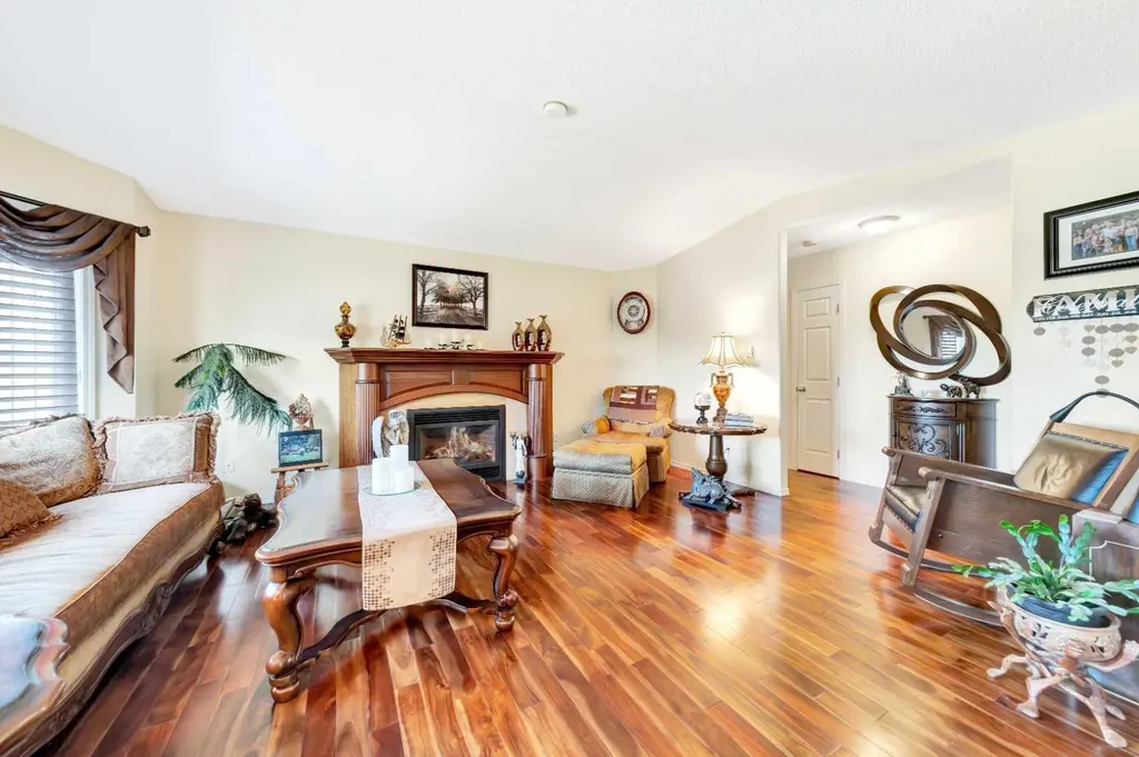 317 6 Avenue Paradise Hill SK S0M 2G0