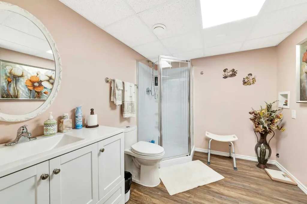 317 6 Avenue Paradise Hill SK S0M 2G0