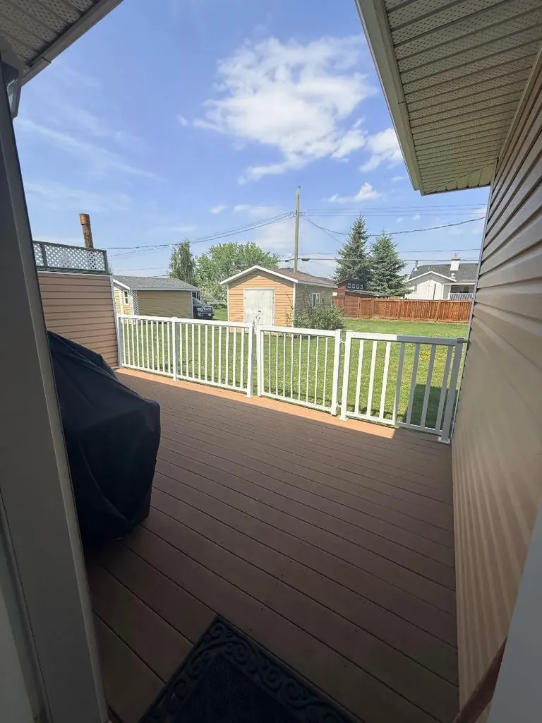 10612 97 Avenue La Crete AB T0H2H0