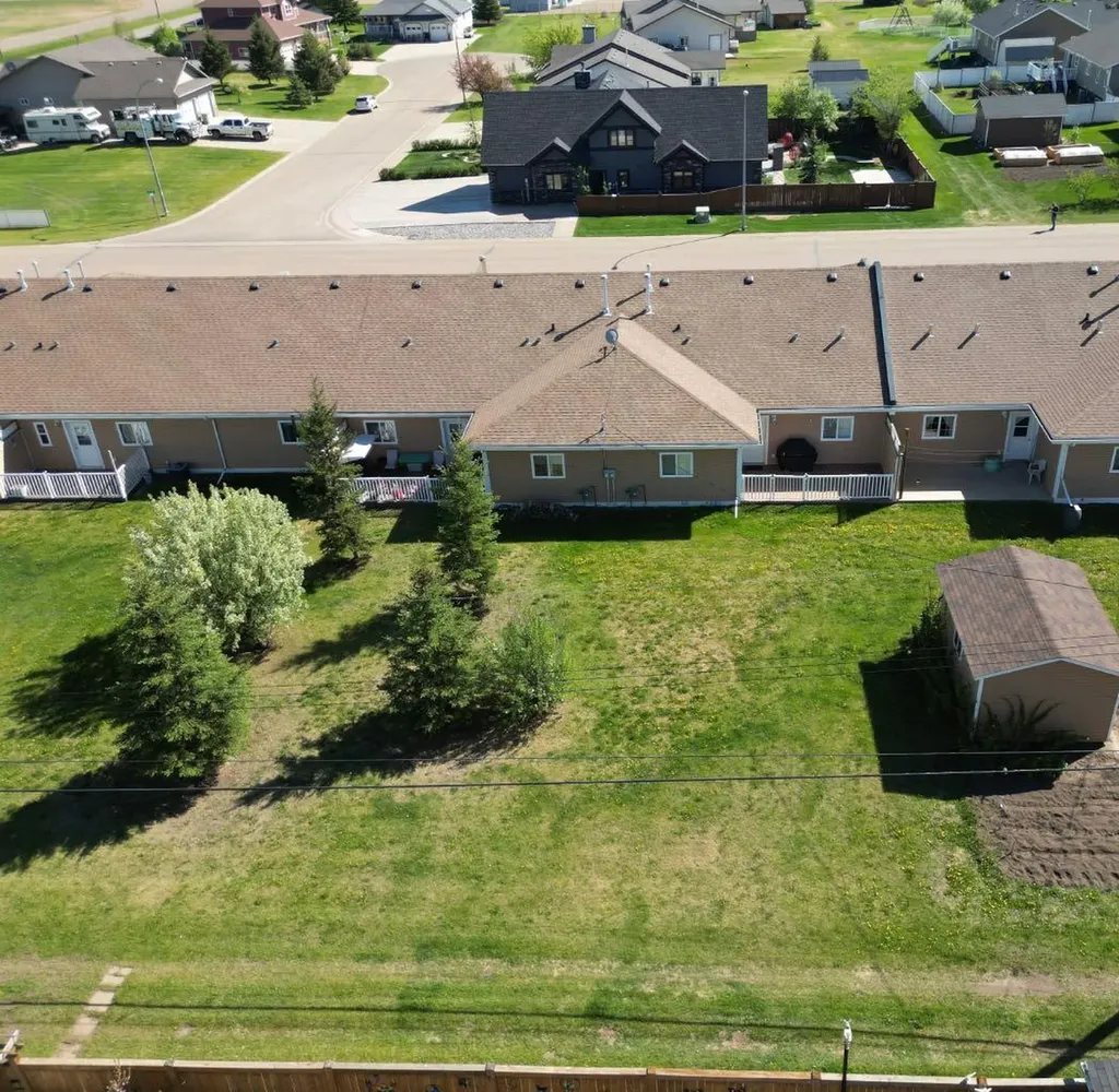 10612 97 Avenue La Crete AB T0H2H0