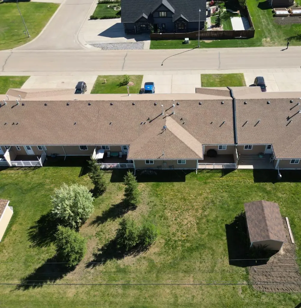 10612 97 Avenue La Crete AB T0H2H0