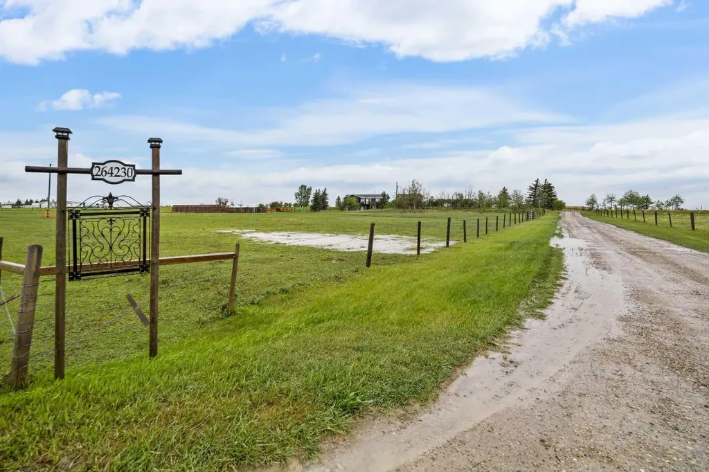 264230 Range Road 264 Rural Rocky View County AB T0M 1B0