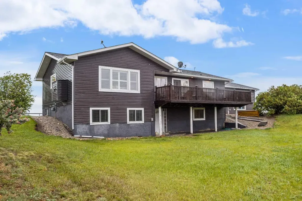 264230 Range Road 264 Rural Rocky View County AB T0M 1B0