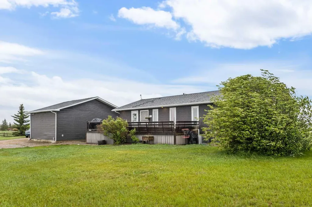 264230 Range Road 264 Rural Rocky View County AB T0M 1B0