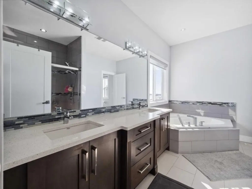 126 Cambridge Park Way Rural Rocky View County AB T1Z0A2