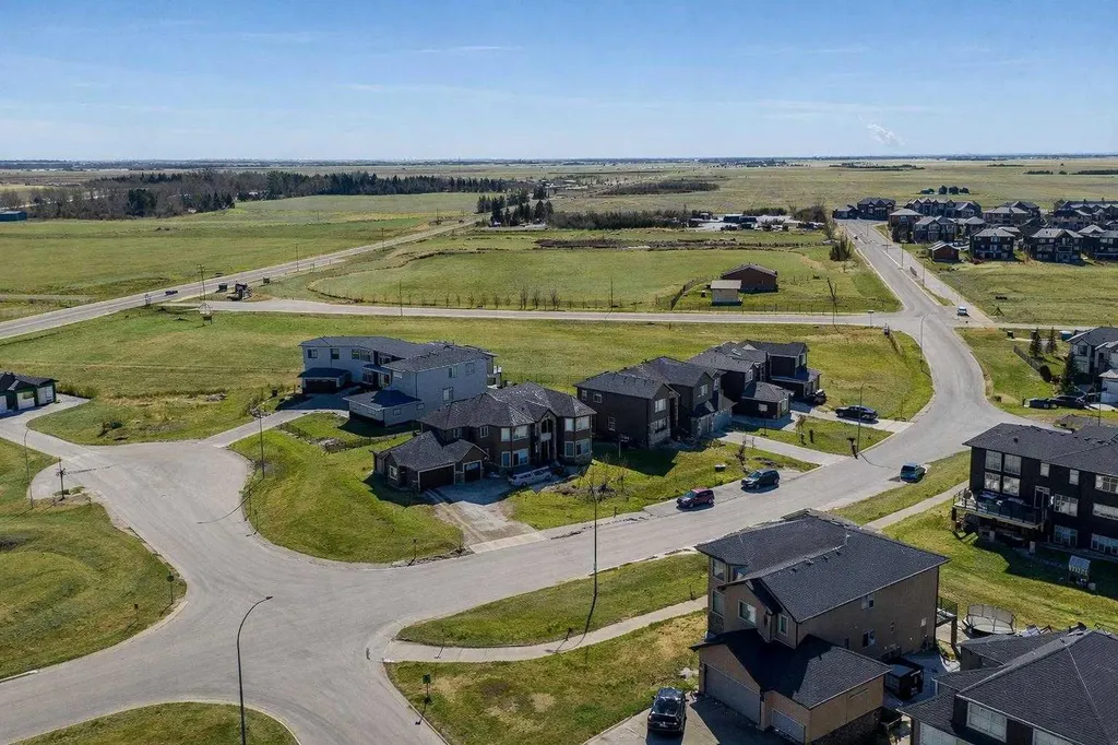126 Cambridge Park Way Rural Rocky View County AB T1Z0A2