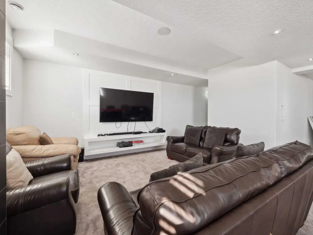 126 Cambridge Park Way Rural Rocky View County AB T1Z0A2