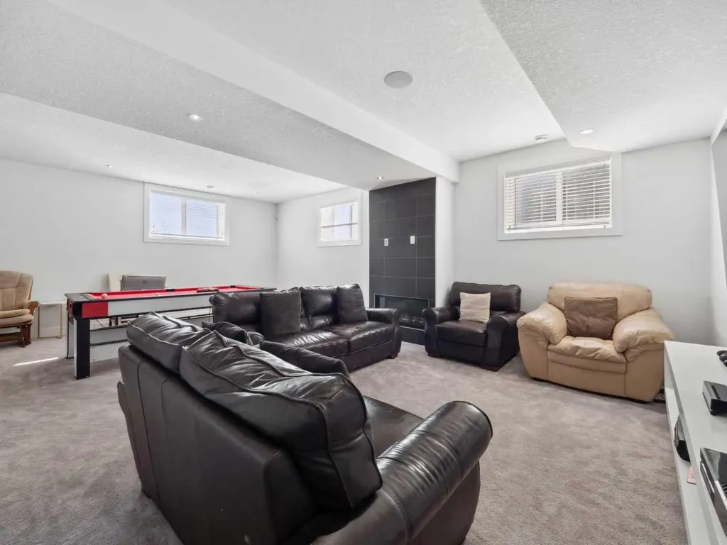 126 Cambridge Park Way Rural Rocky View County AB T1Z0A2