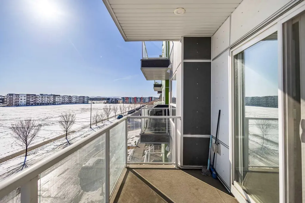 20 Seton Park SE Calgary AB T3M 2V4
