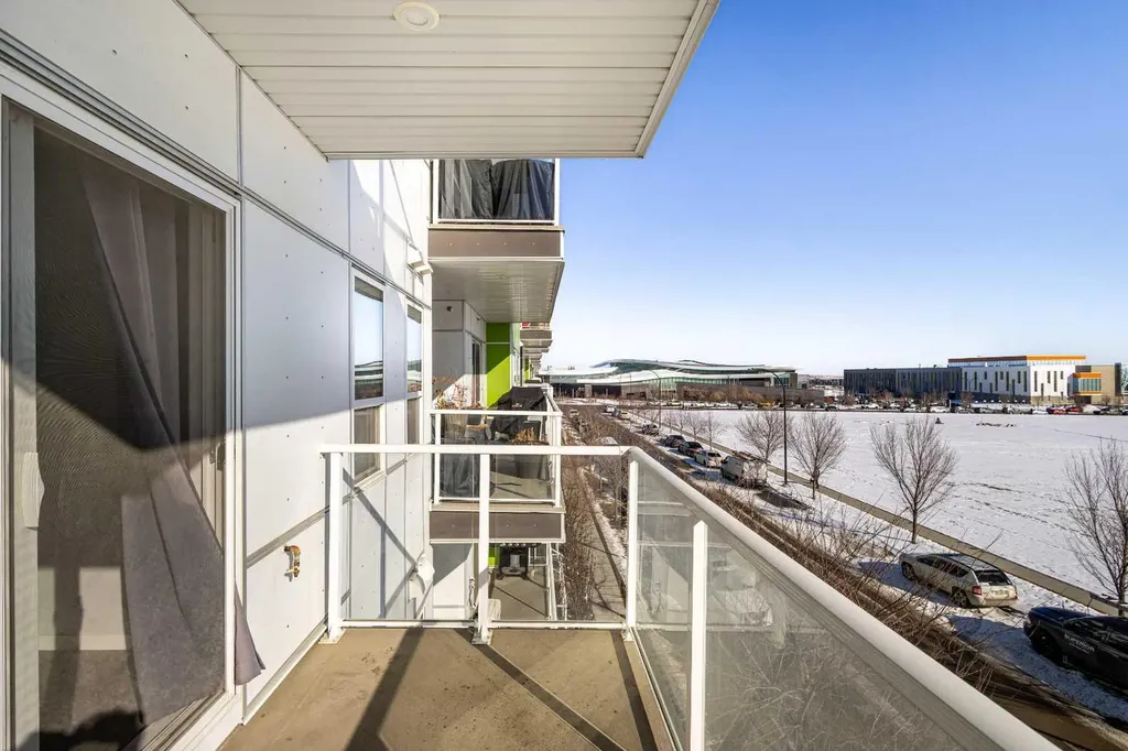 20 Seton Park SE Calgary AB T3M 2V4