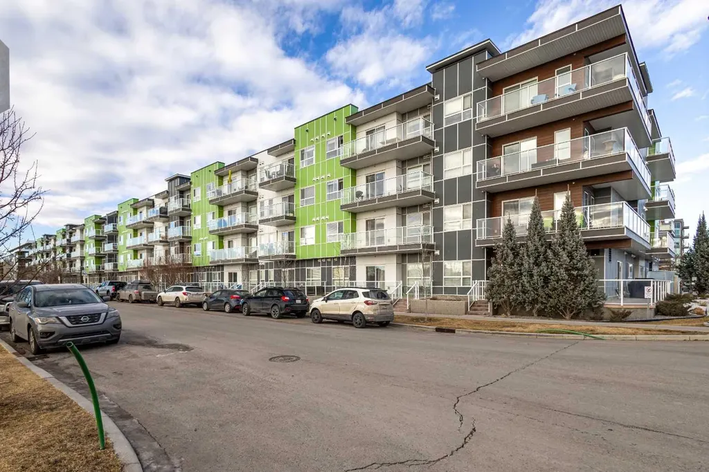 20 Seton Park SE Calgary AB T3M 2V4