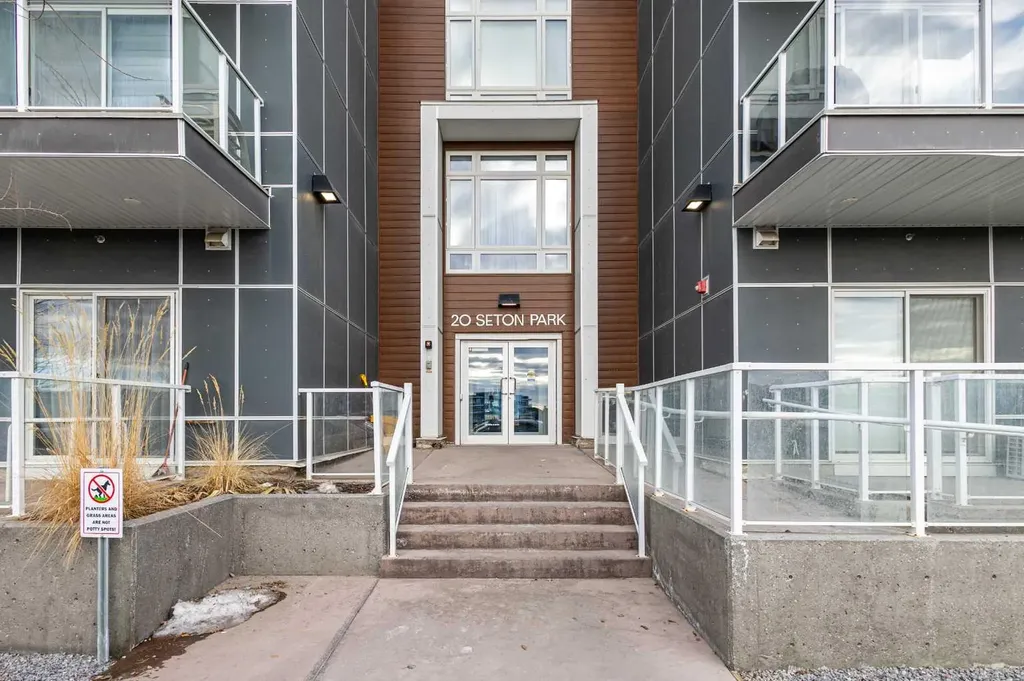 20 Seton Park SE Calgary AB T3M 2V4
