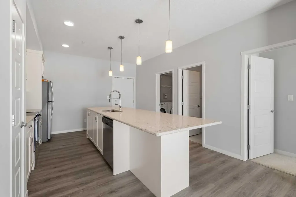 20 Seton Park SE Calgary AB T3M 2V4