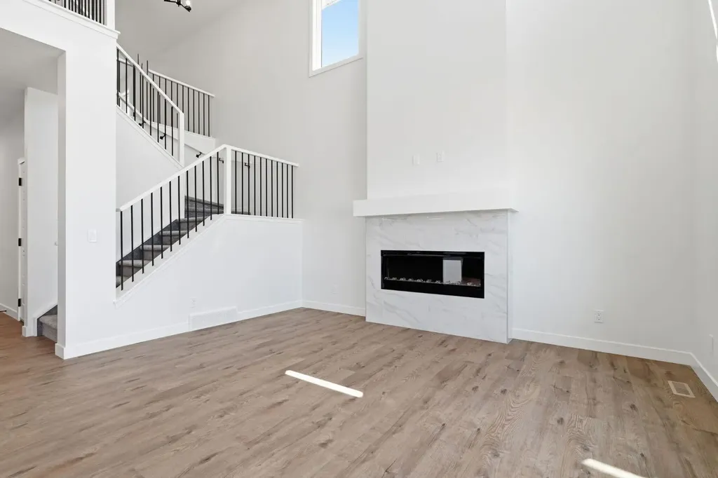 731 Langley Terrace SE Airdrie AB T4A3R1