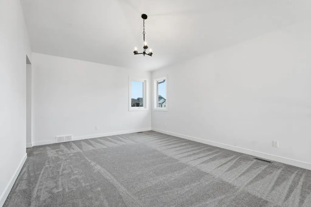731 Langley Terrace SE Airdrie AB T4A3R1