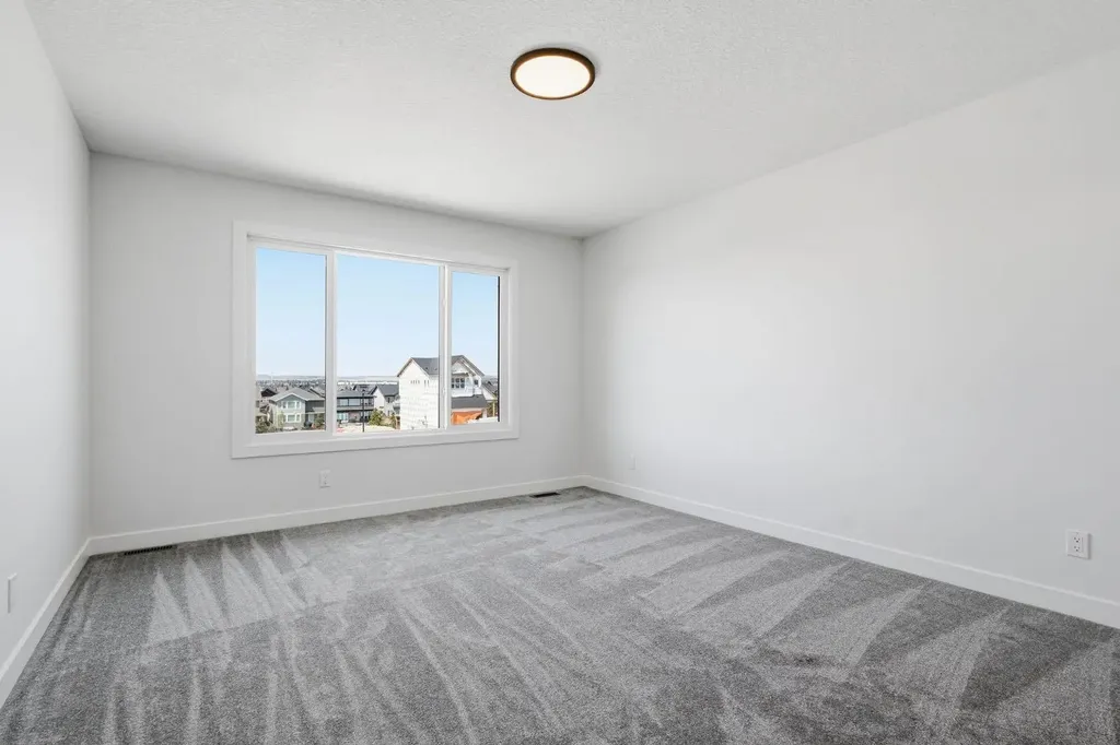 731 Langley Terrace SE Airdrie AB T4A3R1