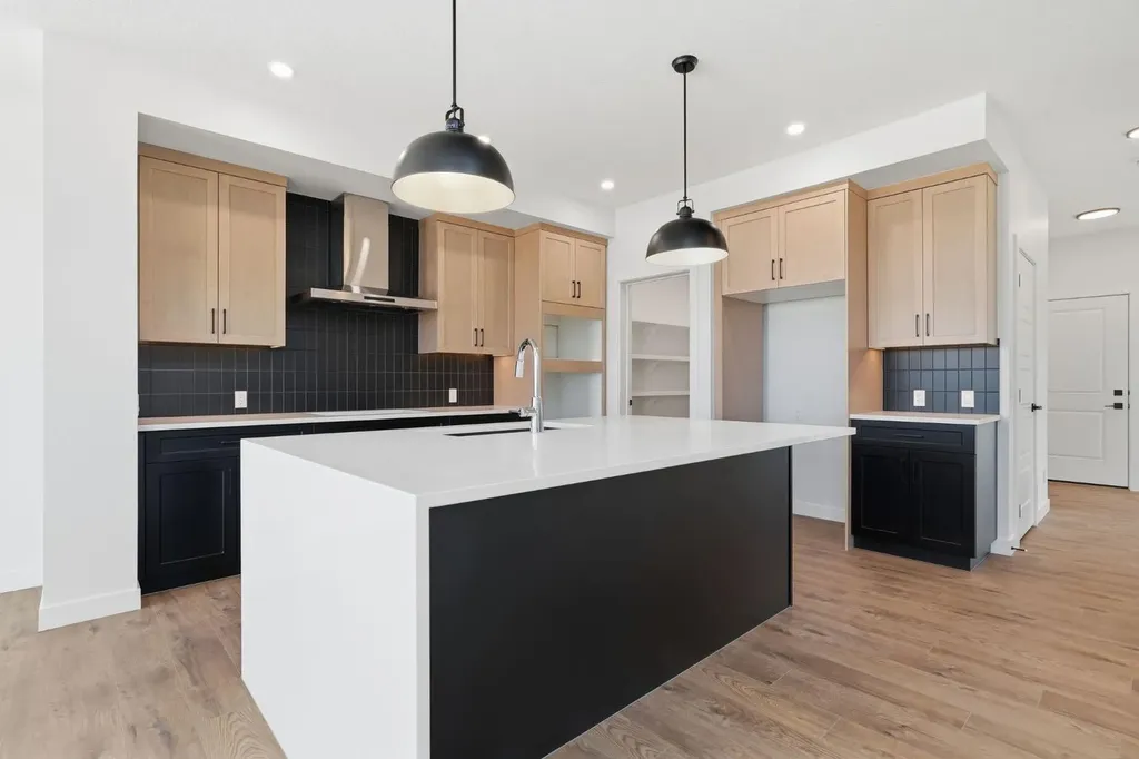 731 Langley Terrace SE Airdrie AB T4A3R1