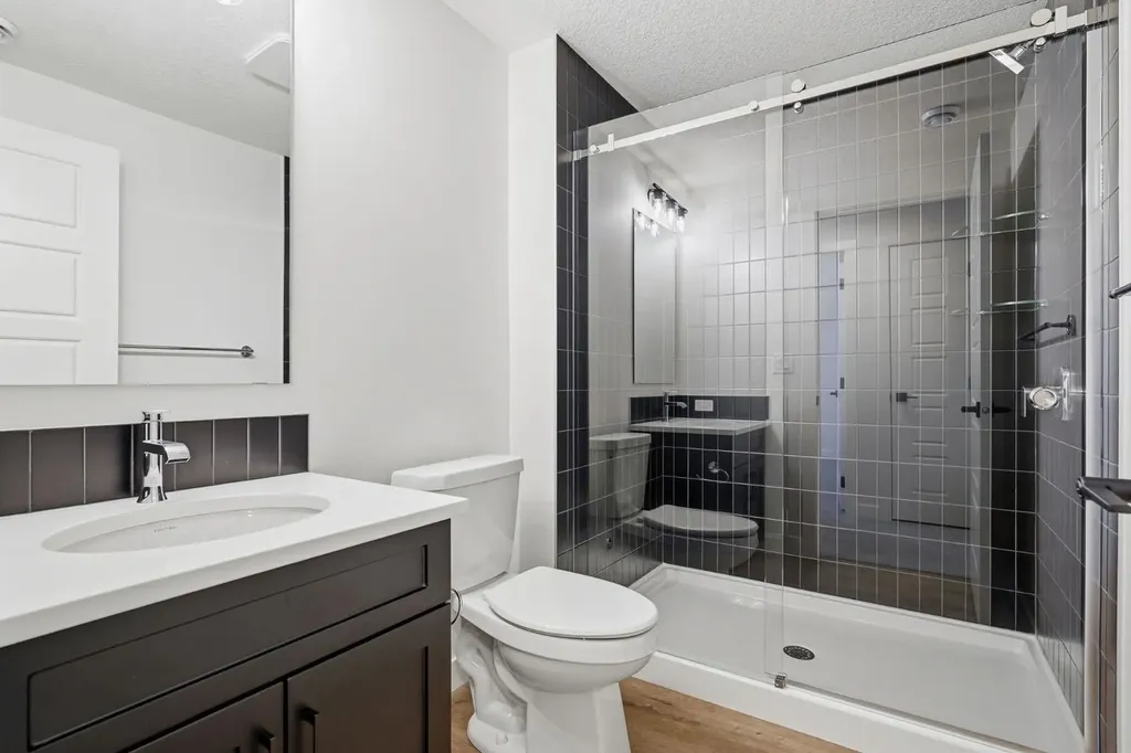 731 Langley Terrace SE Airdrie AB T4A3R1