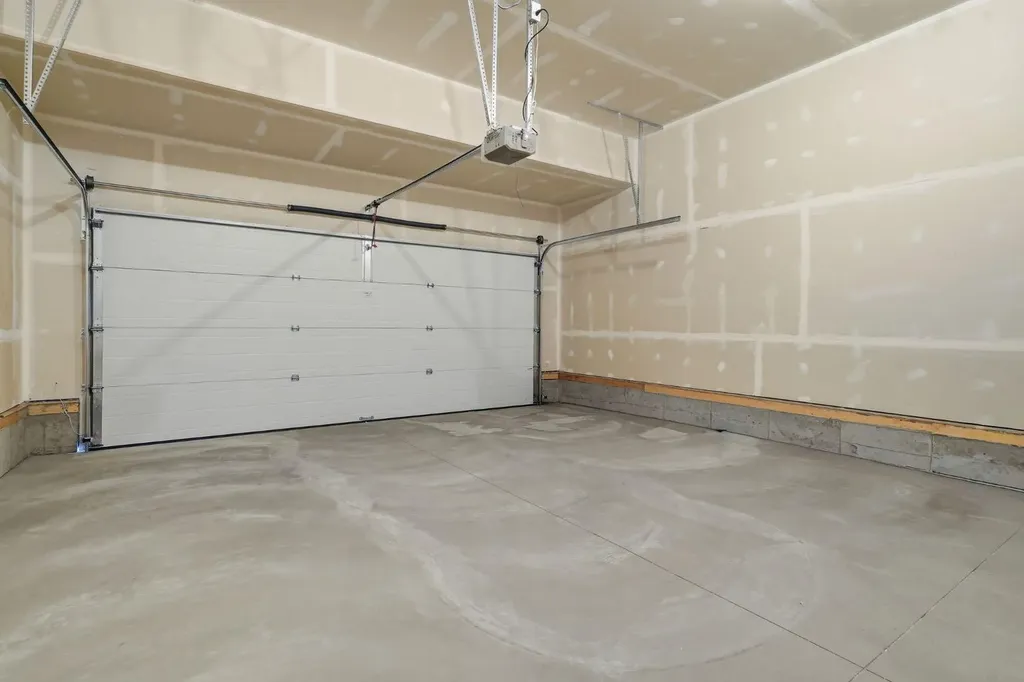 731 Langley Terrace SE Airdrie AB T4A3R1