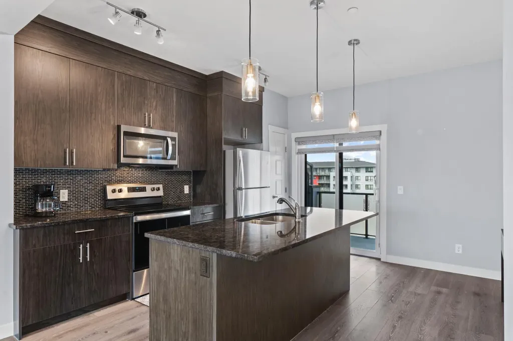 241 Livingston Common NE Calgary AB T3P 1K1