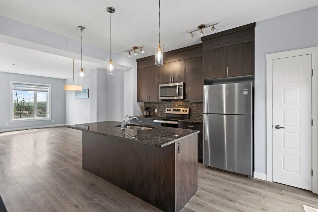 241 Livingston Common NE Calgary AB T3P 1K1